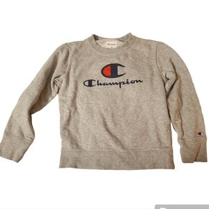Boys size 6 champion pullover sweatshirt